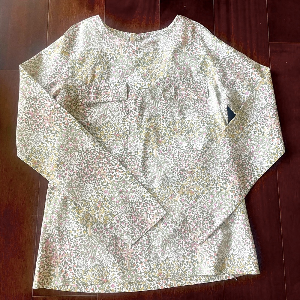 Mademoiselle Jacadi (tween line) floral blouse. Size M/14 yrs.